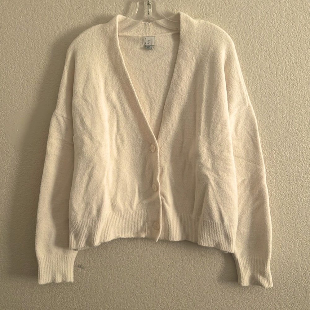 Soft Cropped Cardigan
